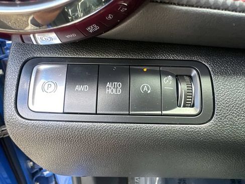 Used 2025 Chevrolet Equinox RS w/ Safety and Technology Package AWD/4WD image 30
