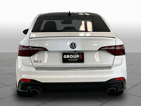Used 2023 Volkswagen Jetta GLI Autobahn w/ GLI Black Package FWD image 4