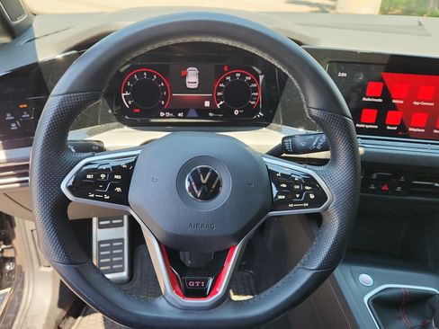 Used 2022 Volkswagen GTI Autobahn FWD image 23