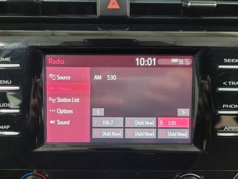 Used 2019 Toyota Camry SE image 25