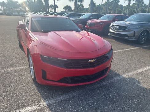 Used 2022 Chevrolet Camaro LT RWD image 7