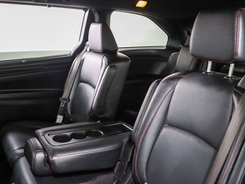 Used 2024 Honda Odyssey Sport image 25