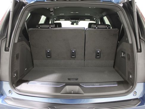 New 2026 Cadillac Escalade 4WD image 33