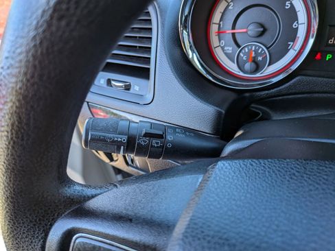 Used 2012 Dodge Grand Caravan SE FWD image 45