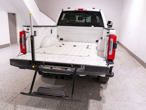 Used 2024 Ford F250 Limited w/ FX4 Off-Road Package AWD/4WD image 11