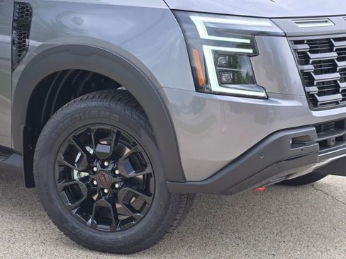 New 2025 Nissan Armada PRO-4X image 4