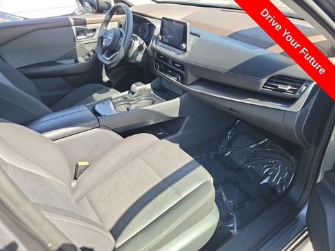 Used 2023 Nissan Rogue SV FWD image 19