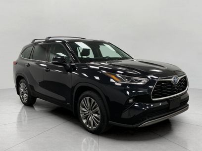 Used 2022 Toyota Highlander Platinum
