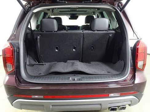 Used 2024 Hyundai Palisade SEL w/ Premium Package image 17