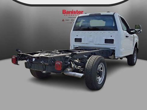 New 2025 Ford F350 XL image 3