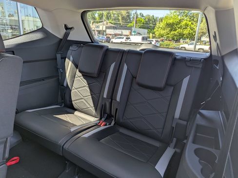 New 2026 Volkswagen Atlas Peak Edition AWD/4WD image 32