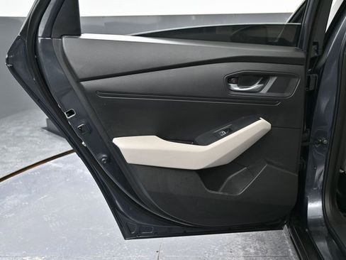 Used 2025 Honda Accord SE image 36