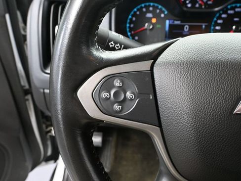 Used 2018 Chevrolet Colorado Z71 AWD/4WD image 24