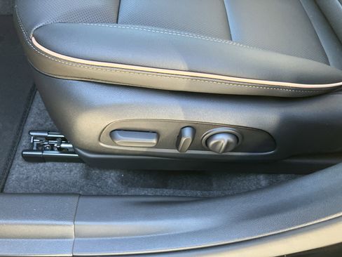 New 2026 Buick Envista Avenir image 18