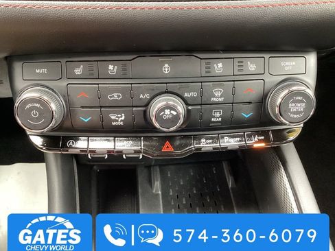 Used 2025 Dodge Durango GT AWD/4WD image 26