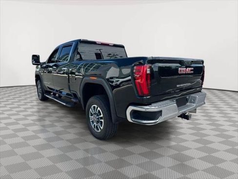 Used 2024 GMC Sierra 3500 SLT w/ SLT Convenience Package AWD/4WD image 5