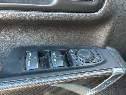 Used 2022 GMC Sierra 2500 AT4 w/ AT4 Premium Plus Package image 7