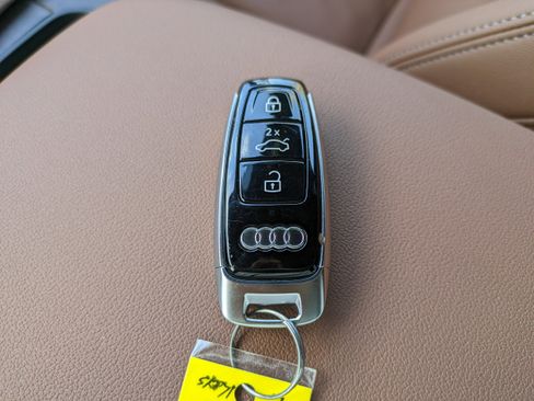 Used 2025 Audi Q8 Premium w/ Convenience Package image 37