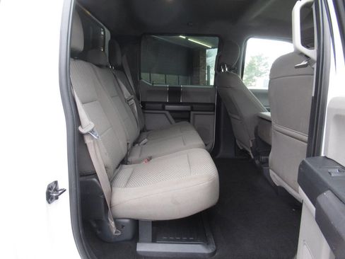 Used 2018 Ford F250 XLT w/ Snow Plow Prep Package image 10