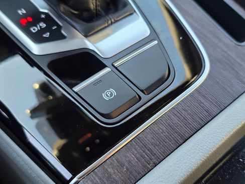 Used 2024 Audi Q5 2.0T Premium Plus image 41