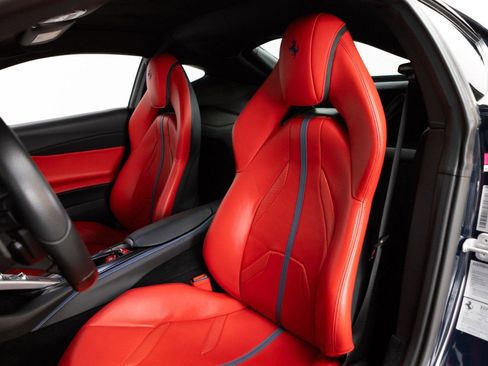 Used 2020 Ferrari 812 Superfast RWD image 39