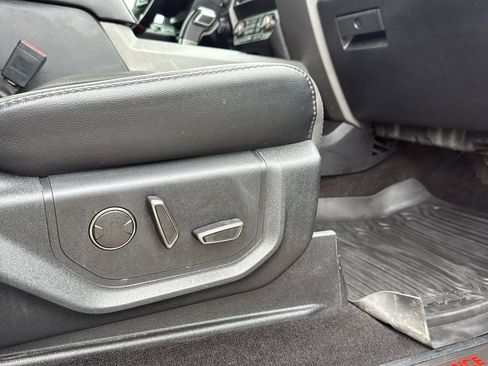 Used 2020 Ford F150 Raptor w/ Equipment Group 802A Luxury image 24