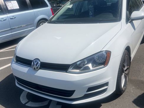 Used 2017 Volkswagen Golf Wolfsburg Edition image 2