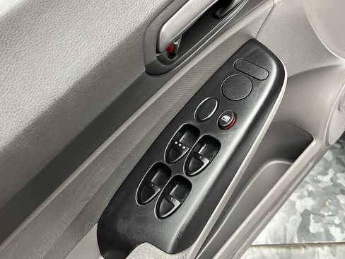 Used 2009 Honda Civic DX-VP image 7