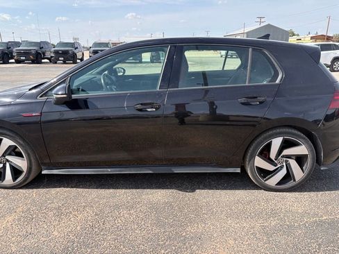 Used 2022 Volkswagen GTI SE FWD image 8