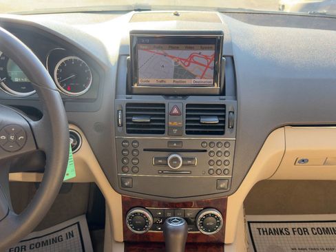 Used 2010 Mercedes-Benz C 300 4MATIC Sedan image 18