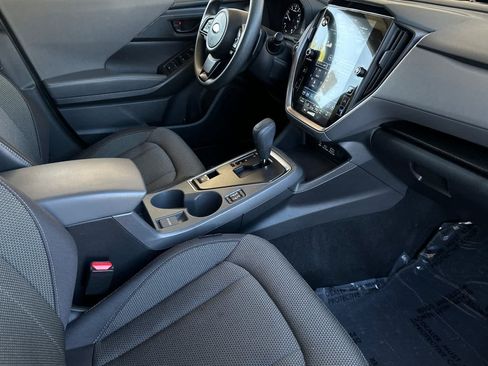 Used 2024 Subaru Crosstrek 2.0i Premium AWD/4WD image 17