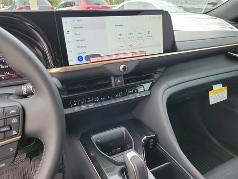 Used 2026 Toyota Crown XLE image 21