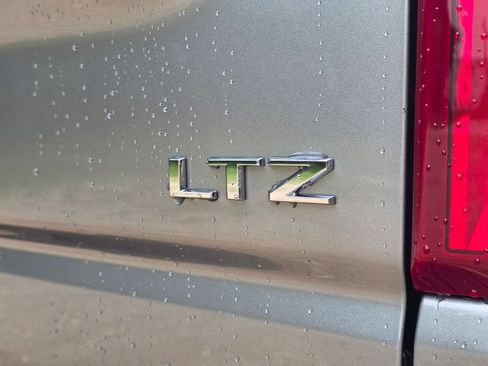 New 2026 Chevrolet Silverado 1500 LTZ w/ LTZ Premium Package AWD/4WD image 32