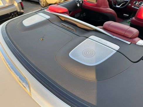 Used 2017 Mercedes-Benz S 550 Cabriolet image 28