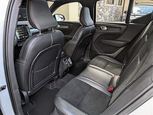 Used 2019 Volvo XC40 T5 R-Design AWD/4WD image 26