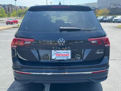 Used 2023 Volkswagen Tiguan S image 4