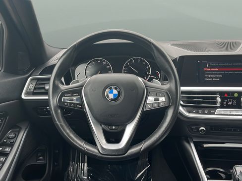 Used 2019 BMW 330i xDrive Sedan w/ Driving Assistance Package AWD/4WD image 10