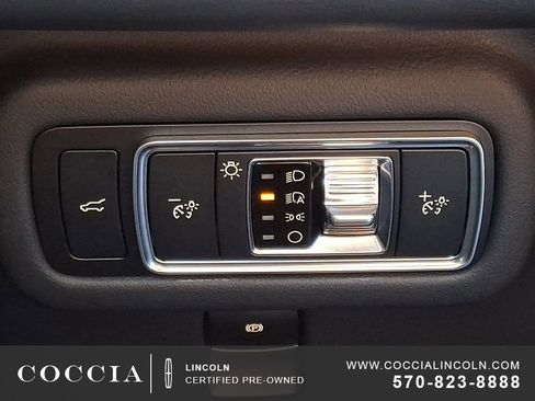 Certified 2025 Lincoln Nautilus Premier w/ Equipment Group 102A image 27