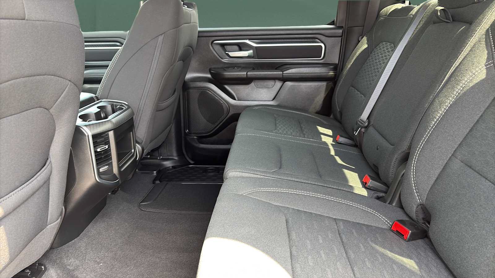 Used 2025 RAM 1500 Big Horn AWD/4WD image 18