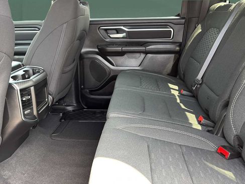 Used 2025 RAM 1500 Big Horn AWD/4WD image 18