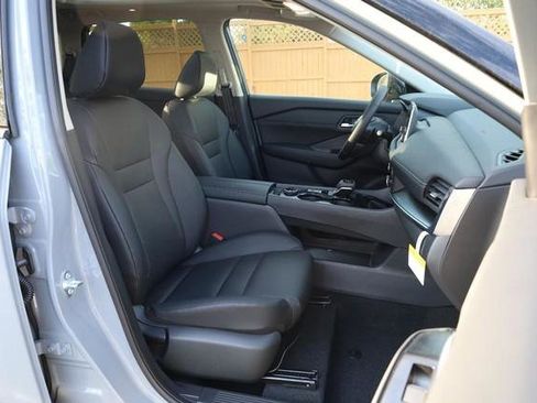 New 2026 Nissan Rogue SV AWD/4WD image 26