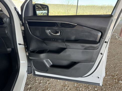 Used 2025 Honda Pilot Touring image 41