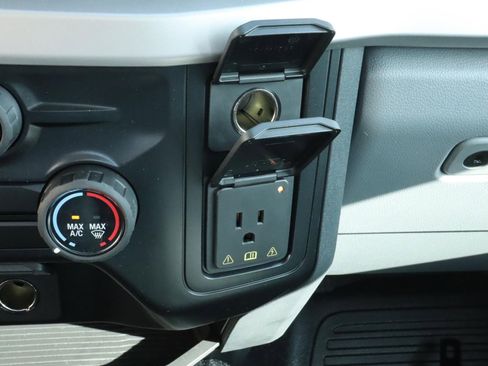 Used 2024 Ford F350 XL w/ XL Chrome Package image 11