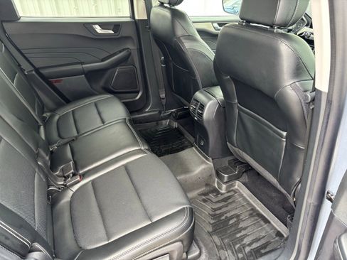 Used 2022 Ford Escape SEL image 30