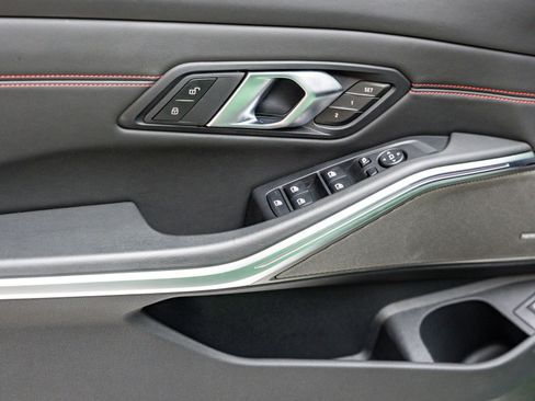 Used 2024 BMW M3 CS w/ M Driver's Package image 27