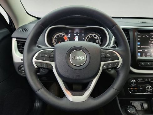 Used 2016 Jeep Cherokee Limited w/ Luxury Group AWD/4WD image 14