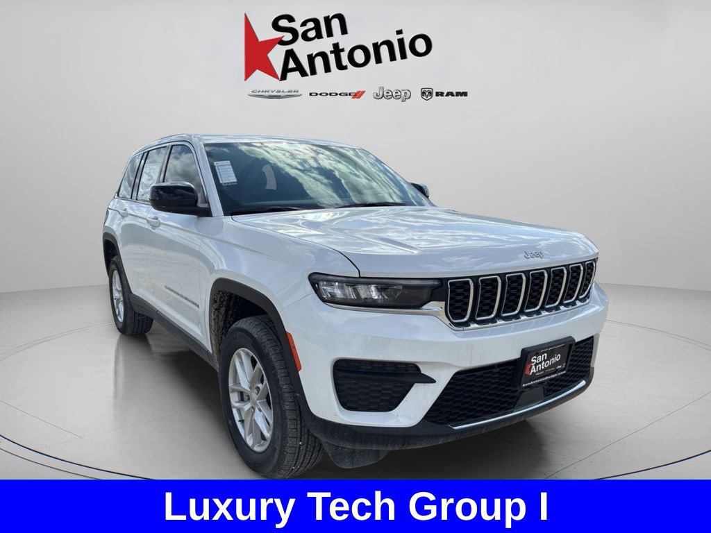 New 2025 Jeep Grand Cherokee Laredo X w/ Luxury Tech Group I RWD image 3