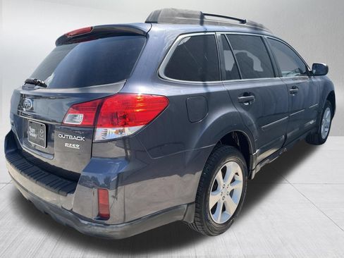 Used 2013 Subaru Outback 2.5i Premium w/ All-Weather Pkg AWD/4WD image 9
