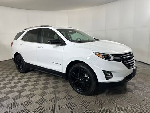Used 2020 Chevrolet Equinox LT w/ Sport Edition image 6