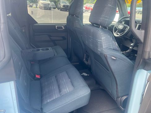 Used 2025 Ford Bronco Heritage Edition AWD/4WD image 26